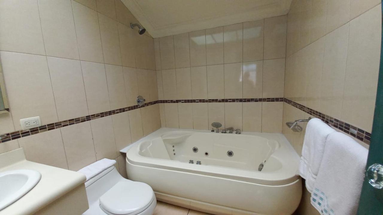 Hotel Ines Maria Куенка Екстериор снимка